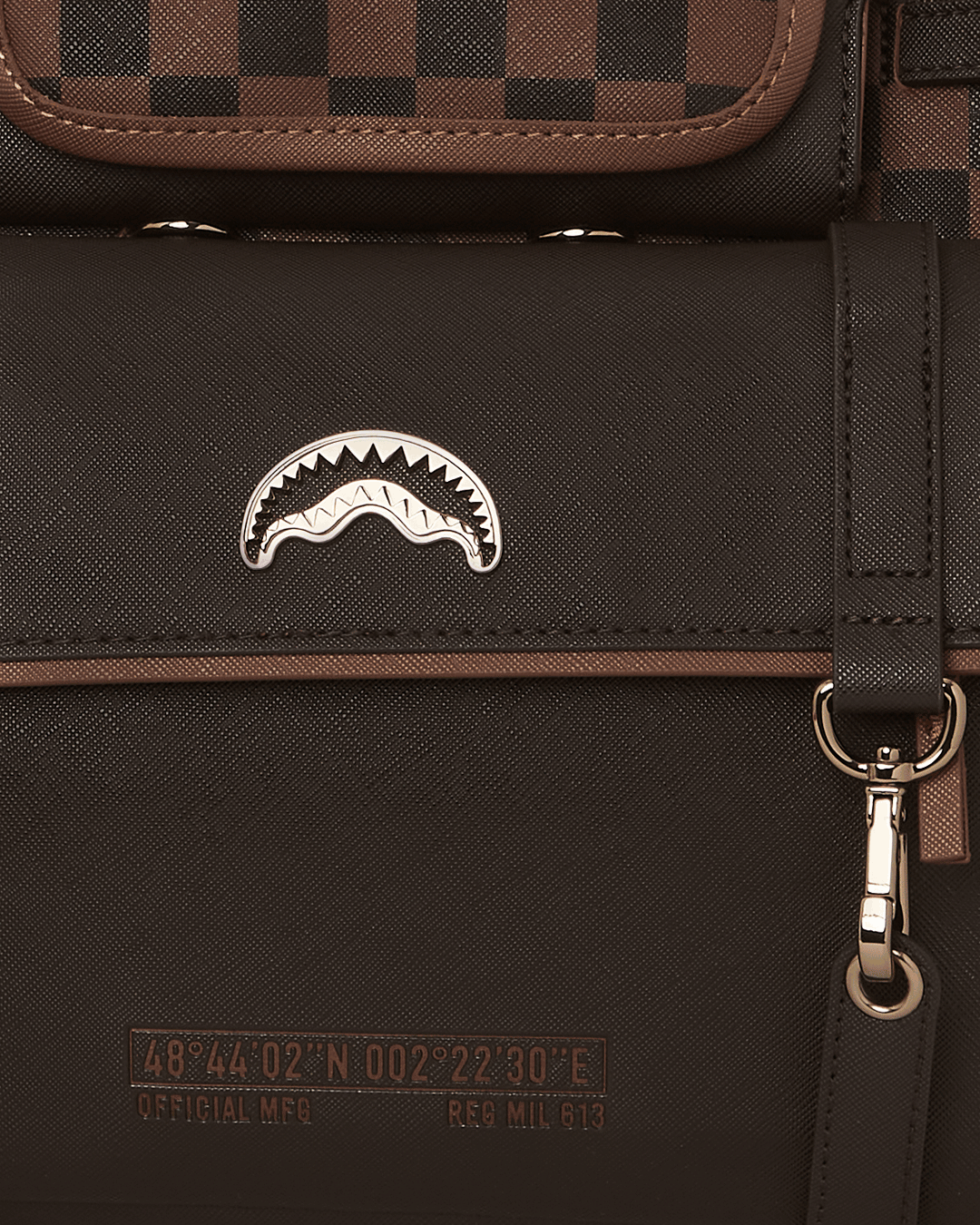 Checkmate Royale Tote - Image 8