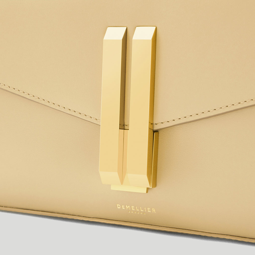 The Vancouver Clutch - Image 2