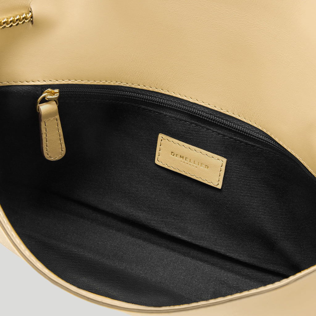 The Vancouver Clutch - Image 3