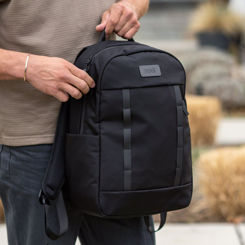 Commuter Backpack 18L - Royal Black - Image 6