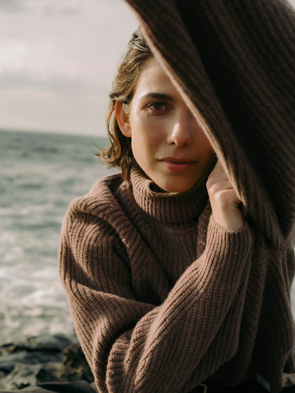 Women's Amy Powney + Finisterre Fisherman Rib Roll Neck Jumper - Image 3