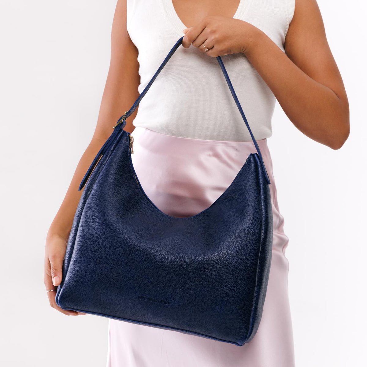 'Almost Perfect' Aspen Shoulder Bag - Image 162