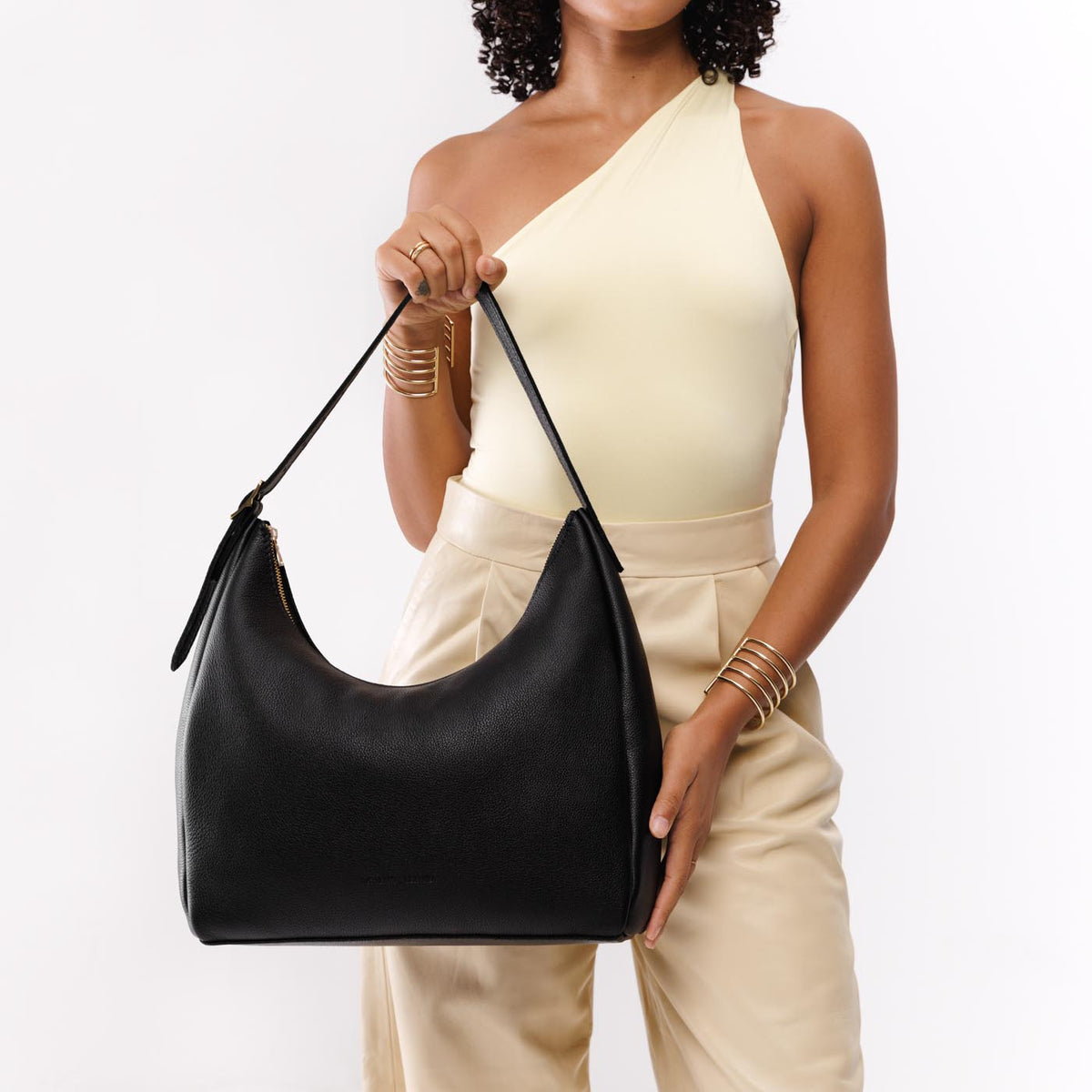 'Almost Perfect' Aspen Shoulder Bag - Image 153