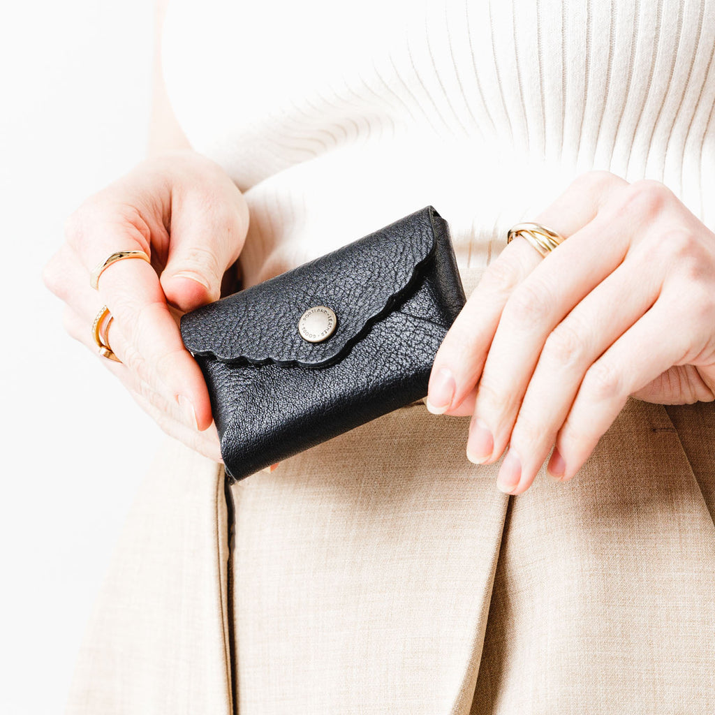 'Almost Perfect' Mini Daisy Wallet - Image 121