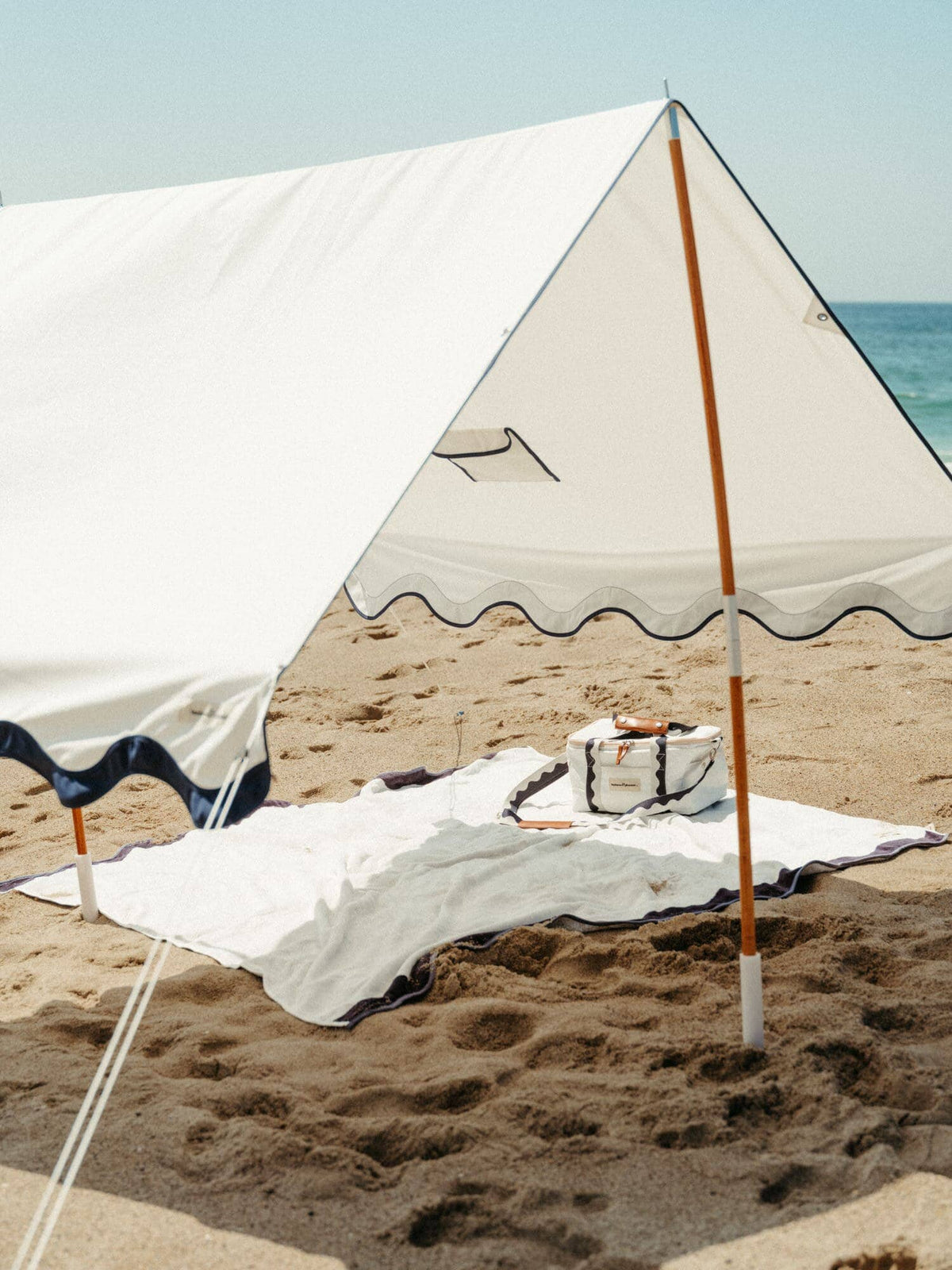 The Beach Blanket - Image 9