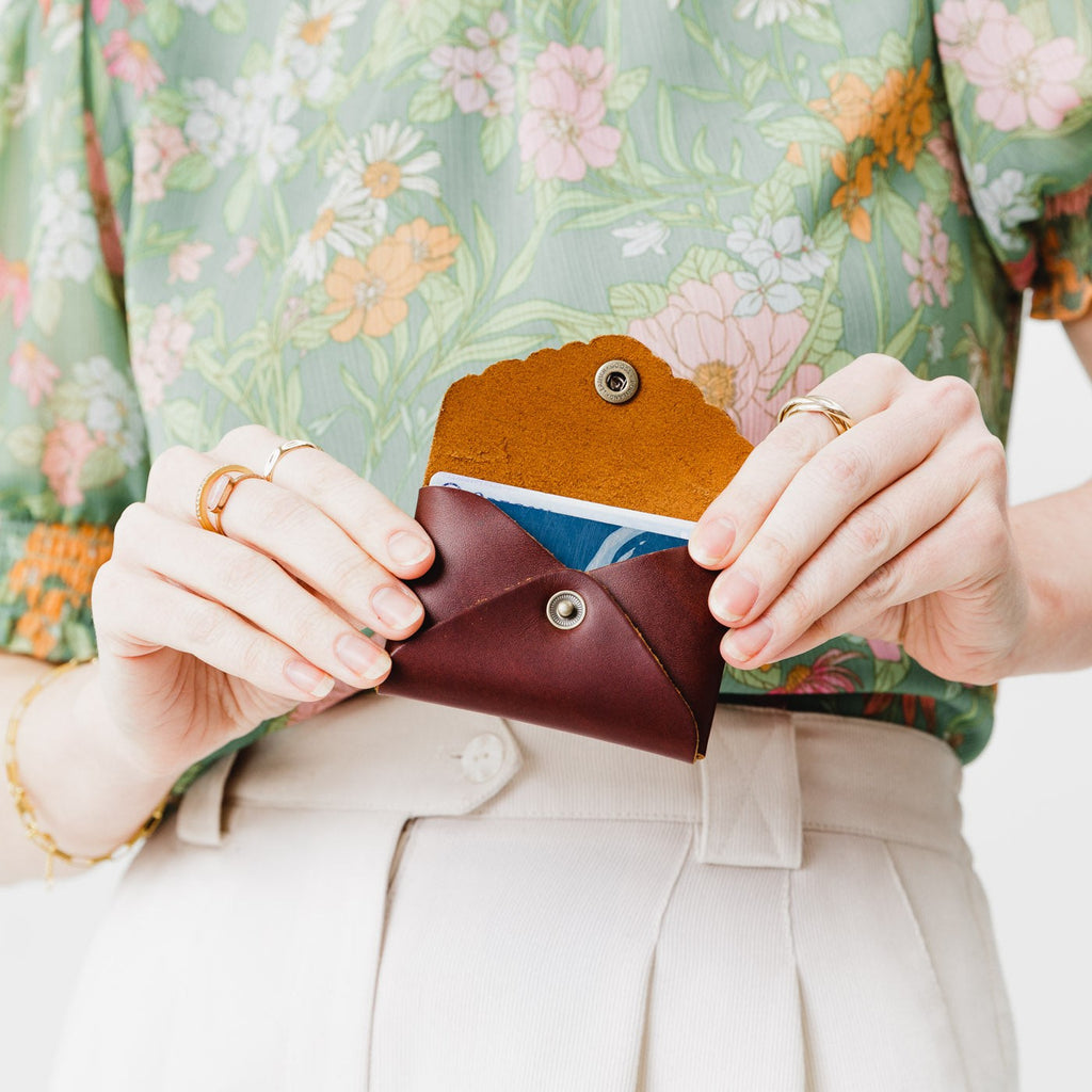 'Almost Perfect' Mini Daisy Wallet - Image 107