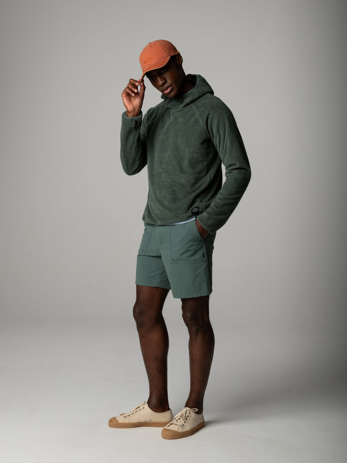 Men's Finlite Fleece Hoodie - Image 4