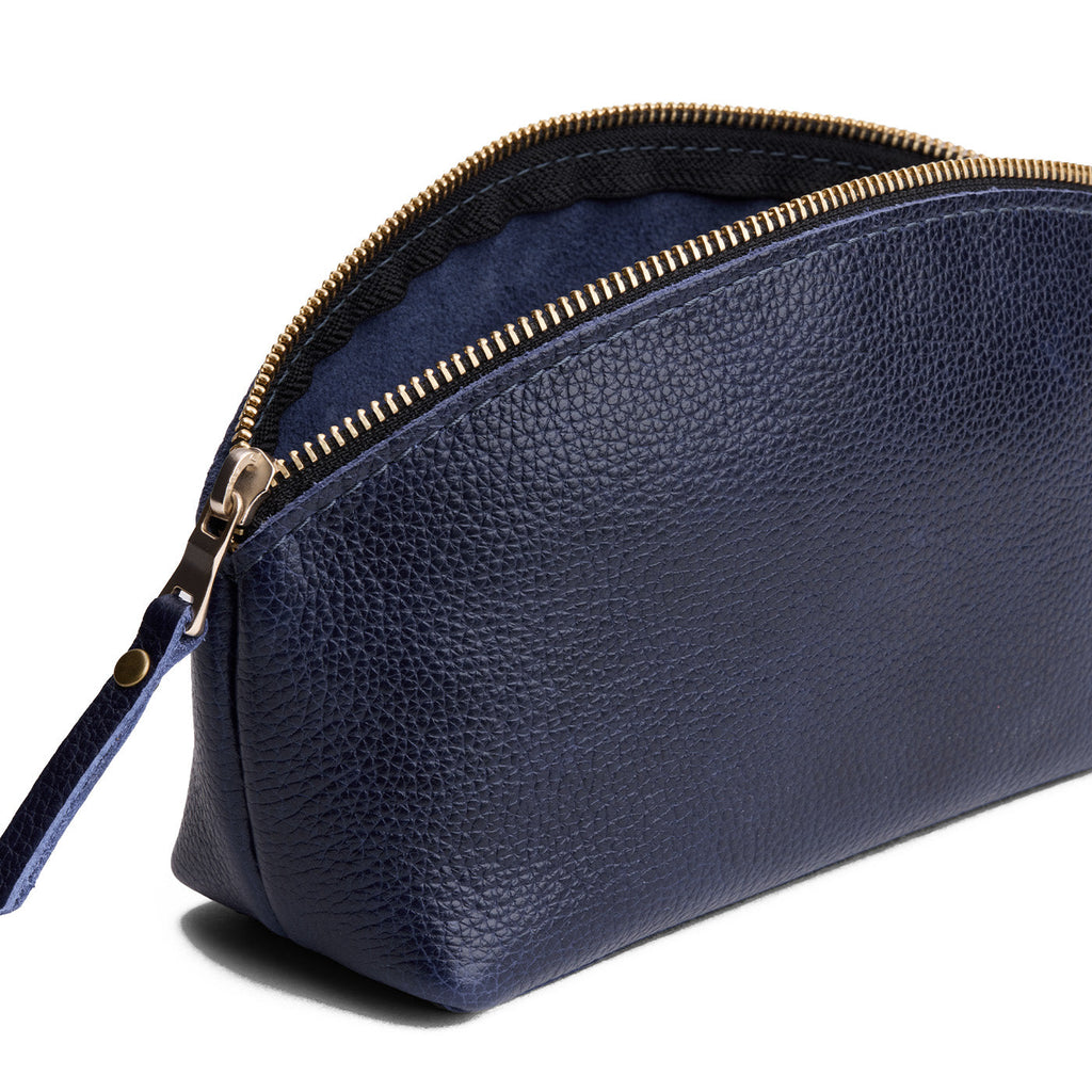 'Almost Perfect' Eclipse Makeup Bag - Image 110