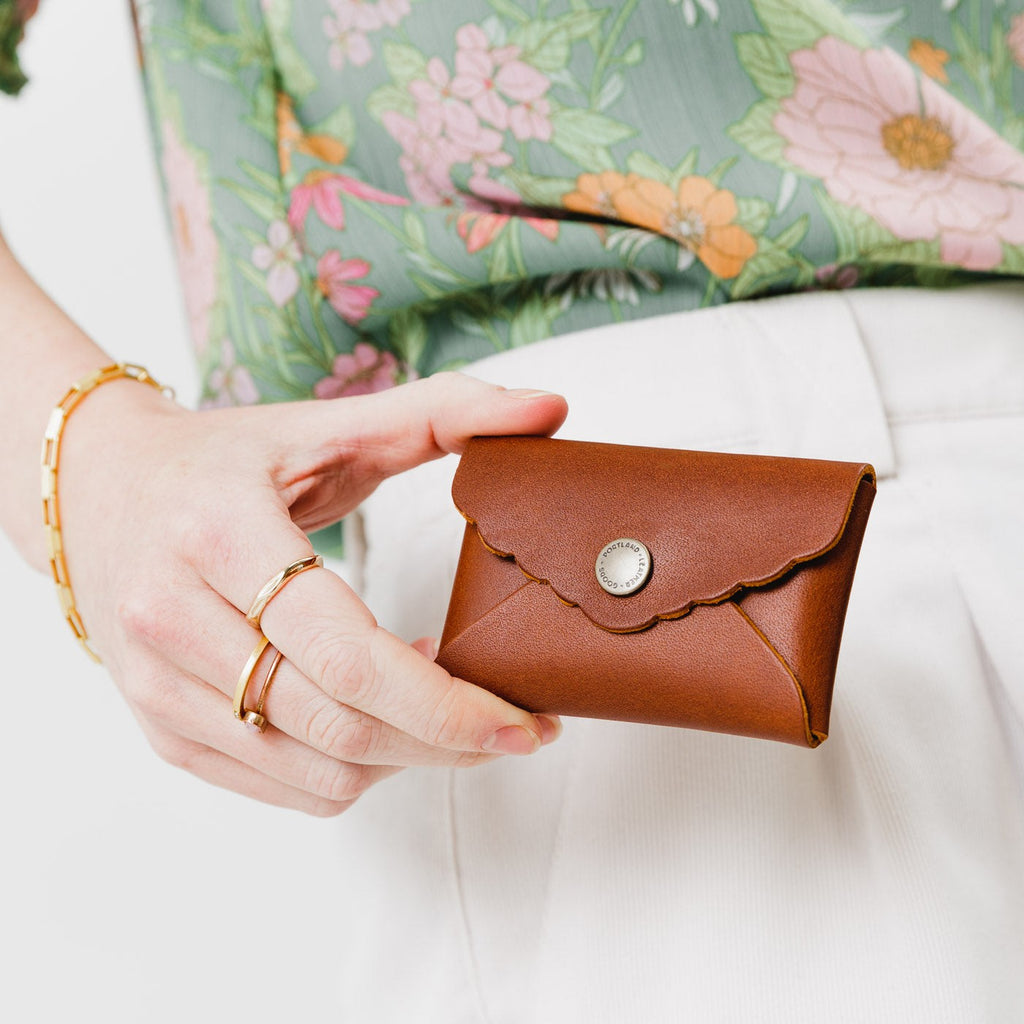 'Almost Perfect' Mini Daisy Wallet - Image 111