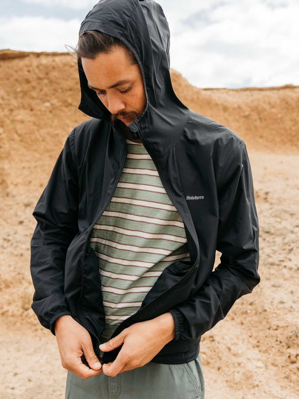 Men's Forecast Windbreaker Jacket - Image 4