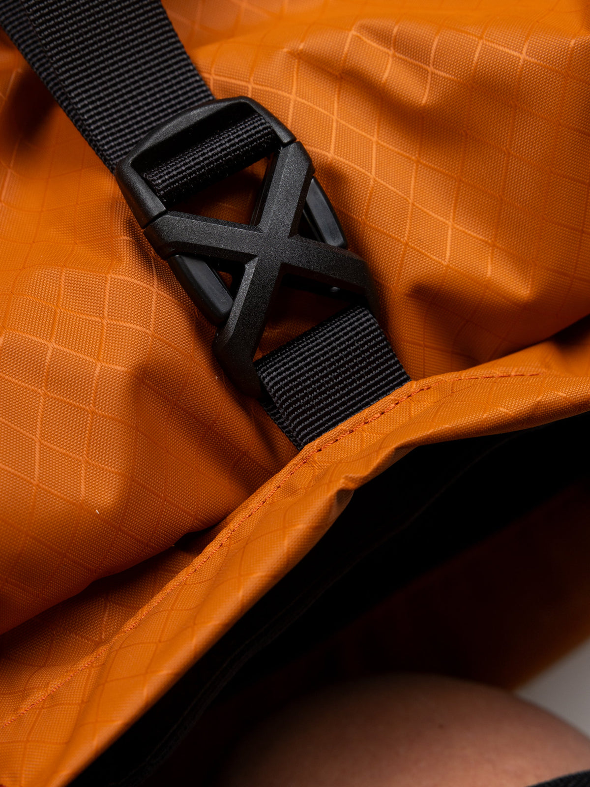 Keel 45L Tote Bag - Image 4