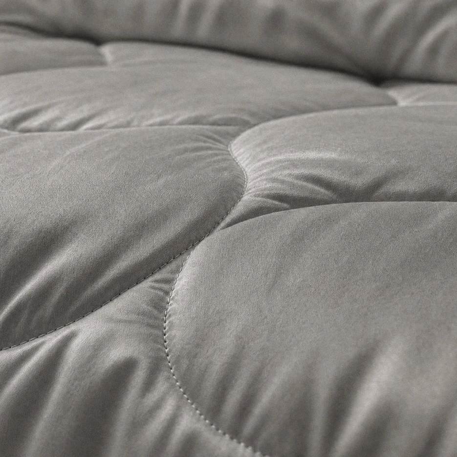 Fluffy comfort without the heat. - Image 8