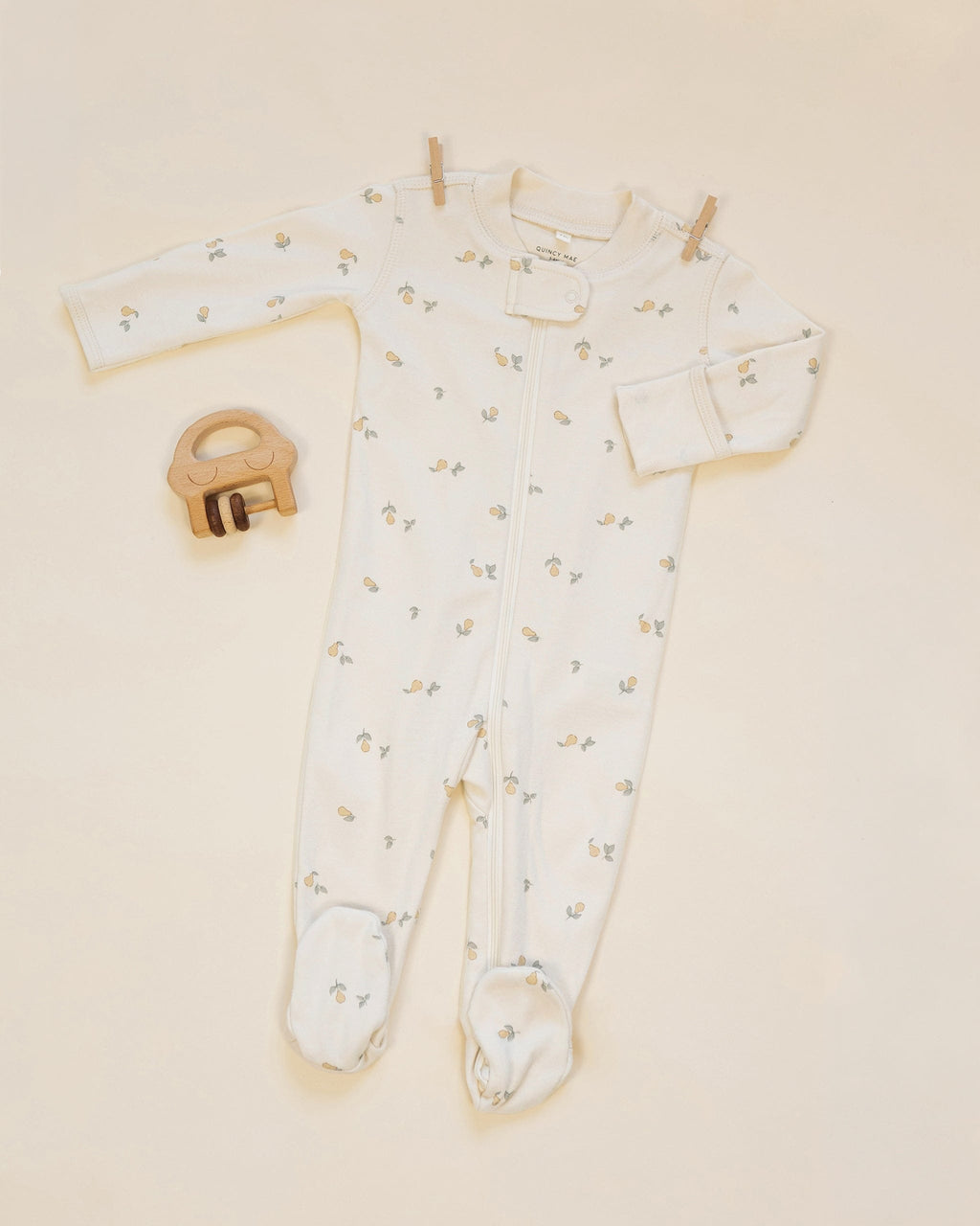 Quincy Mae Zip Long Sleeve Sleeper Footie - Pears, 3-6M - Image 4