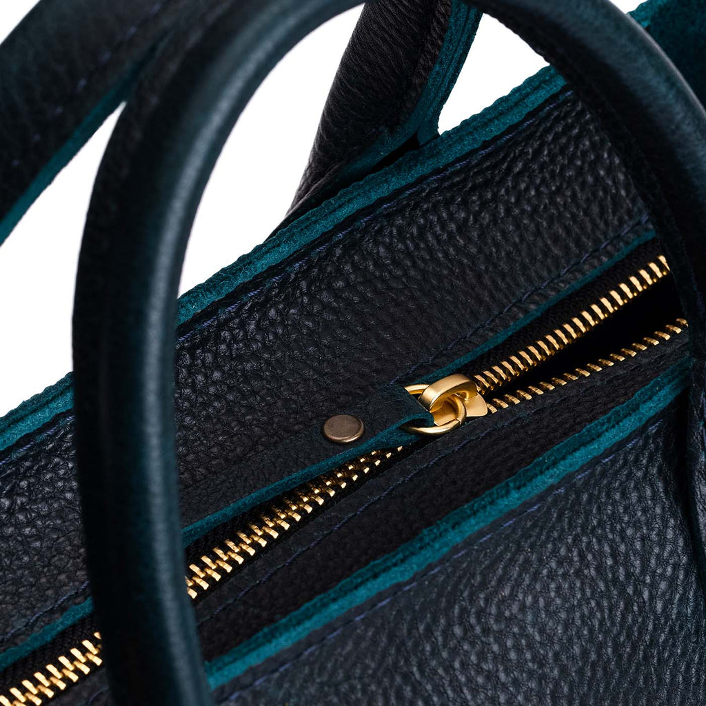 Raindrop Crossbody Bag - Image 93
