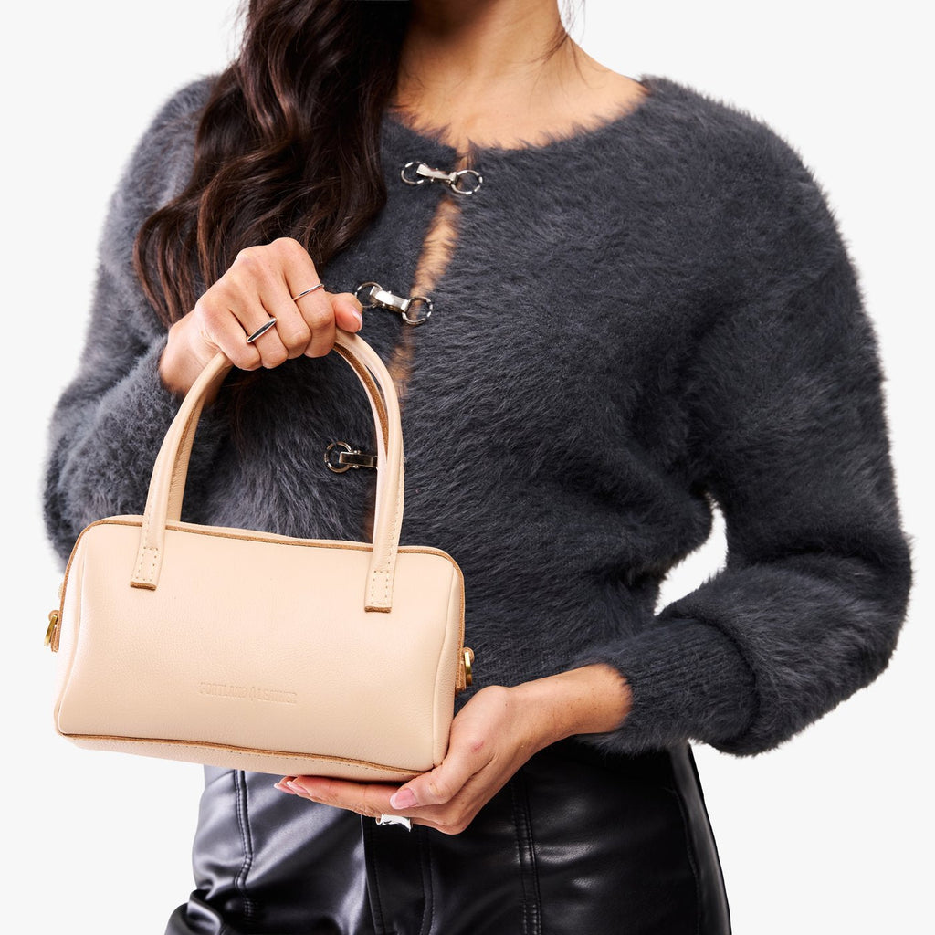 'Almost Perfect' Sloan Doctor Bag - Image 166
