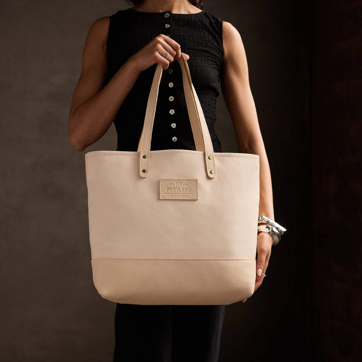 The Big Big Tote - Image 64