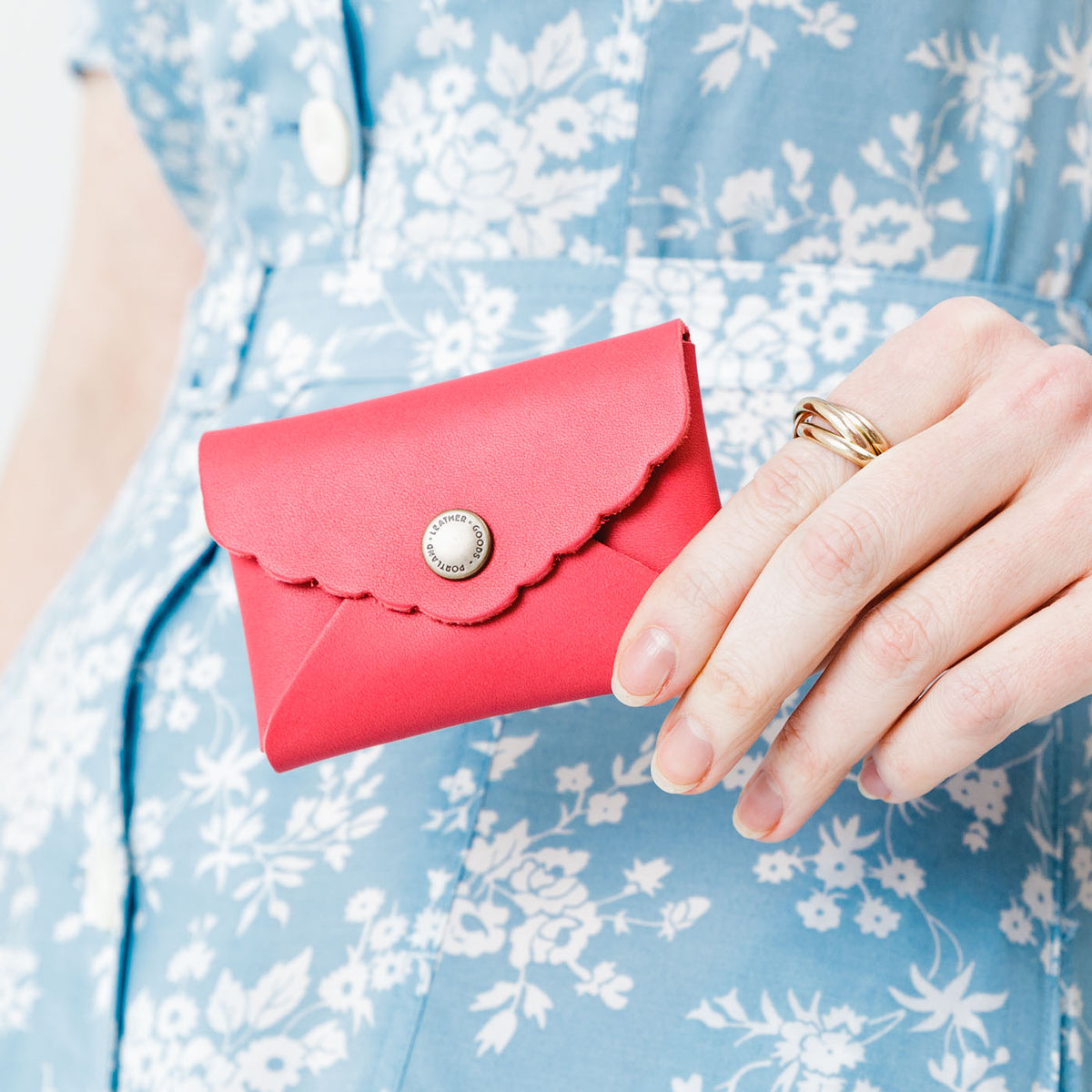 'Almost Perfect' Mini Daisy Wallet - Image 115