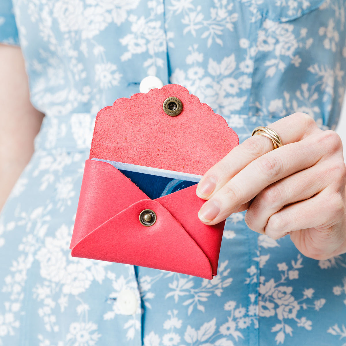 'Almost Perfect' Mini Daisy Wallet - Image 116