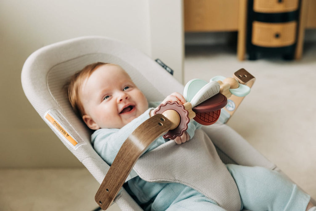 UPPAbaby Mira 3-in-1 Bouncer - Townsend Beige Soft Knit (Grey Shine / Walnut Wood) - Image 14